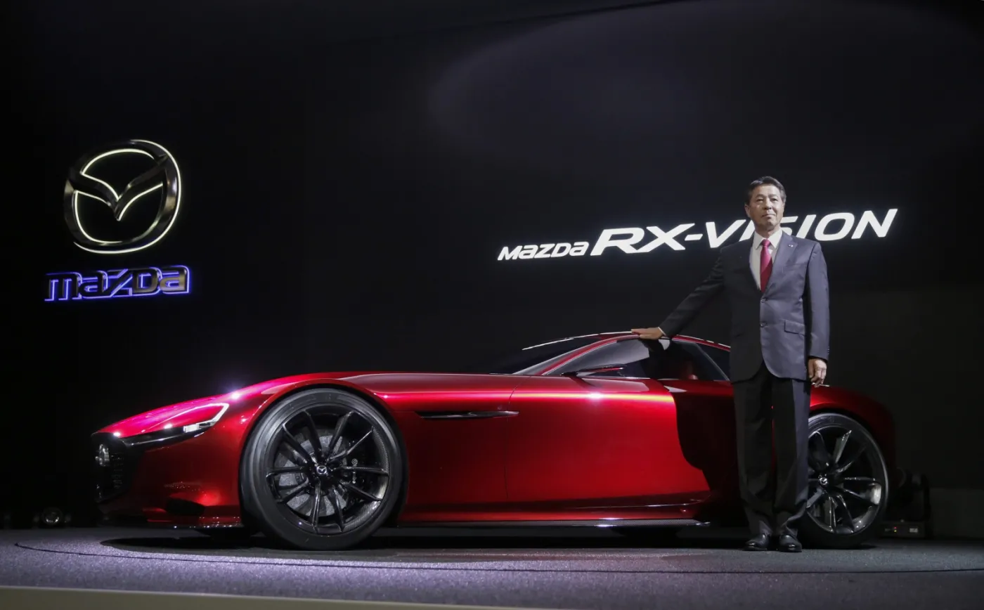 8366694-mazda-rx-vision.jpg