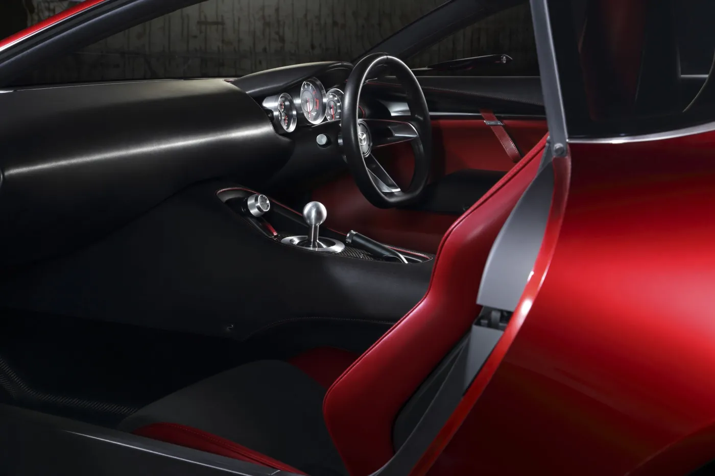 8366938-mazda-rx-vision.jpg