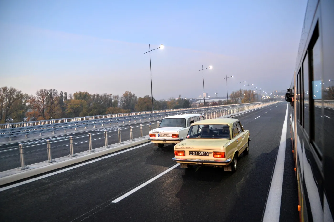 8367472-most-lazienkowski.jpg