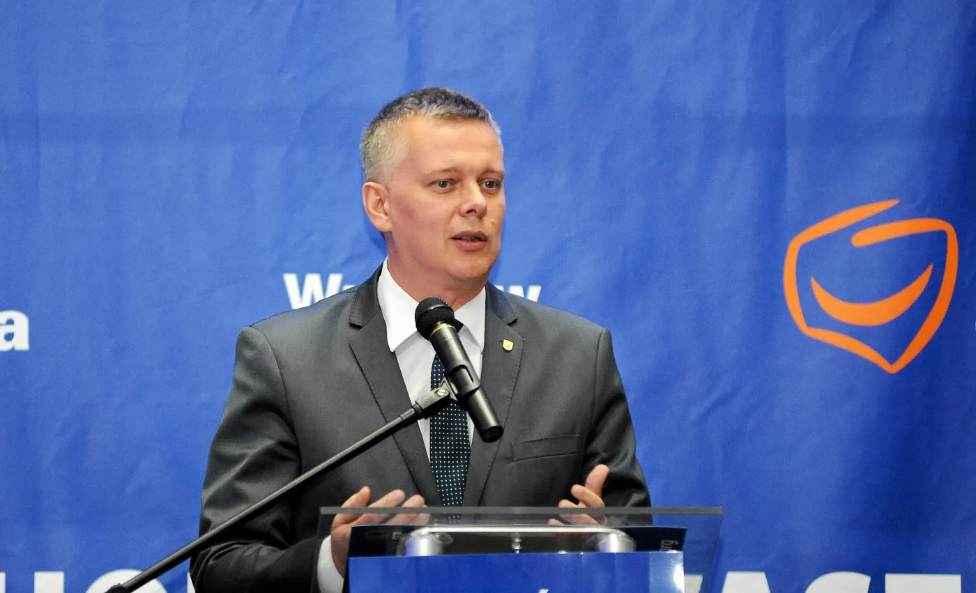 Rząd zmieni stanowisko w sprawie uchodźców? Siemoniak: To nie są dobre pomysły
