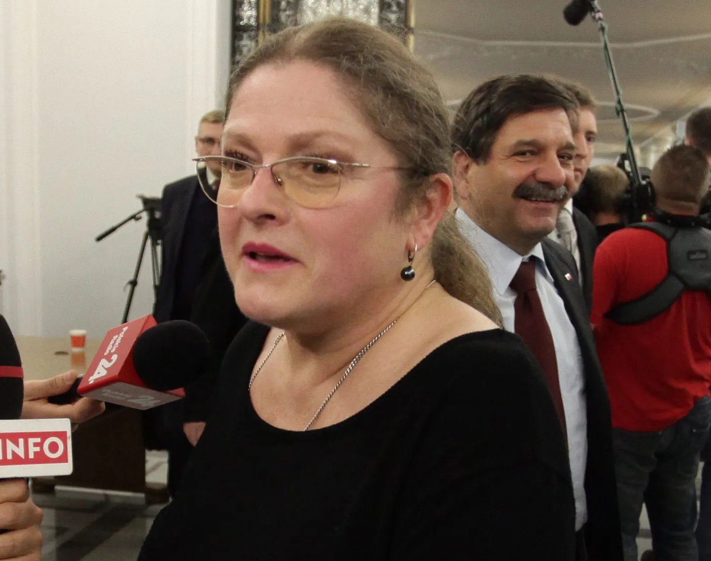 Posłanka PiS po zamachach w Paryżu: NIE jestem Francuzką