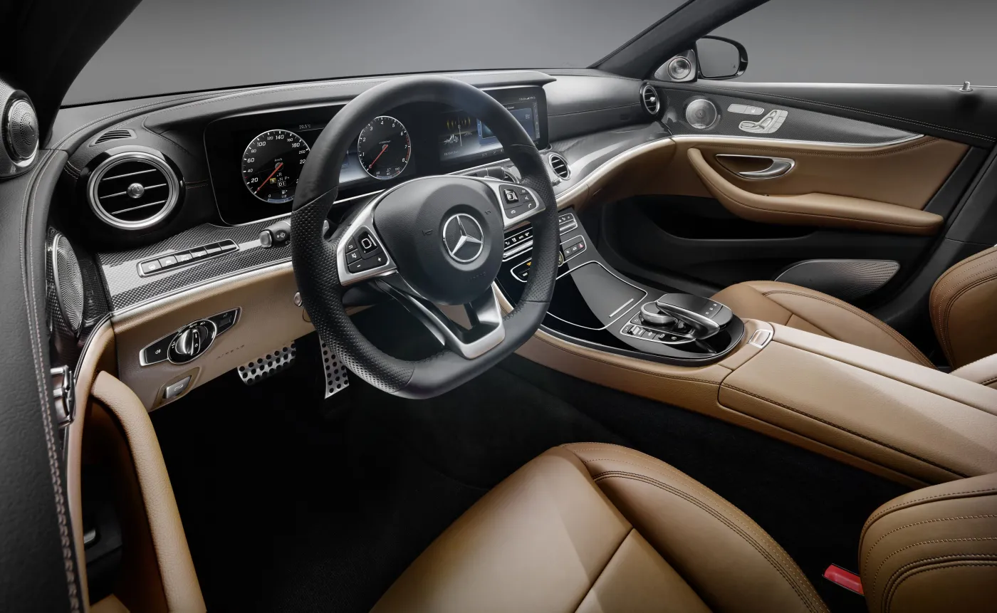 8520642-mercedes-klasy-e.jpg