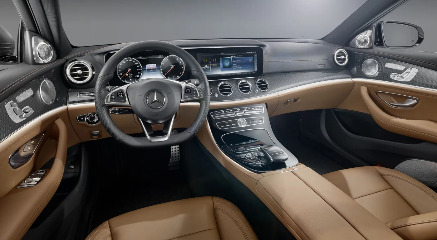 8520674-mercedes-klasy-e.jpg