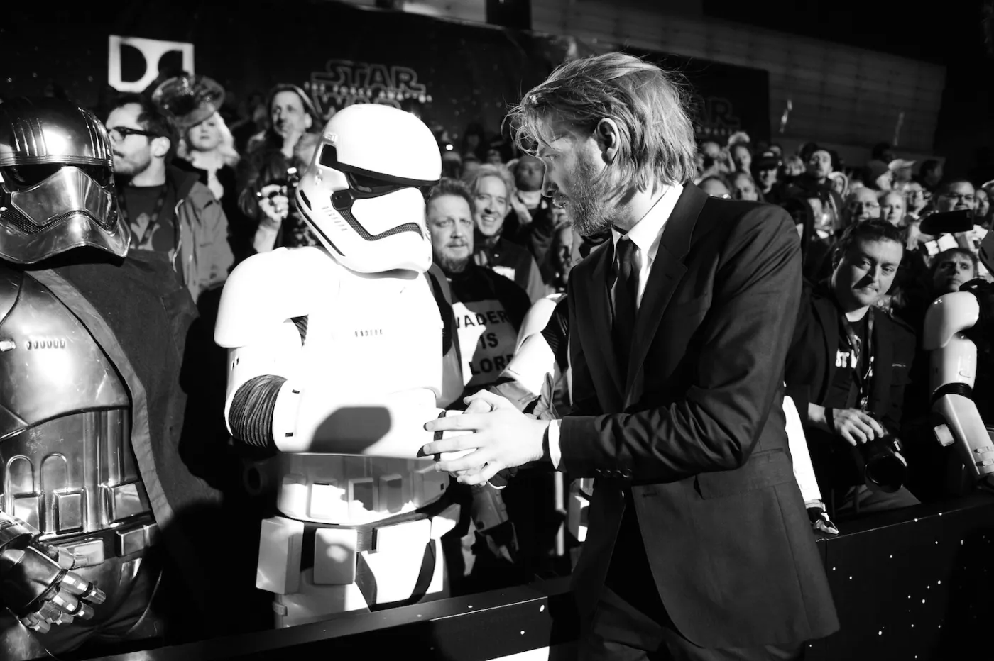 8566044-domhnall-gleeson.jpg