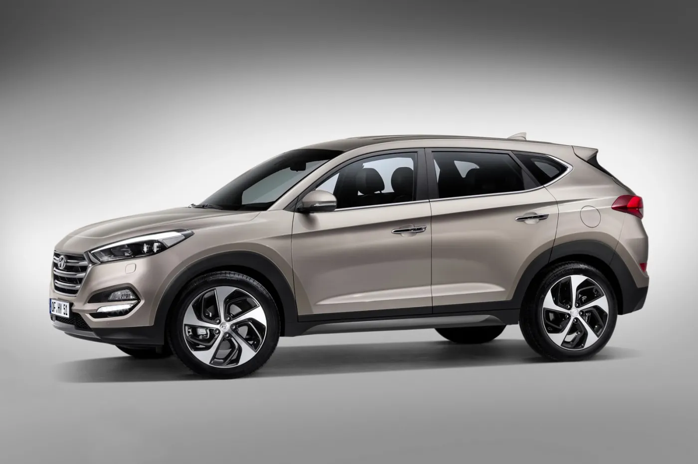 7439195-hyundai-tucson.jpeg