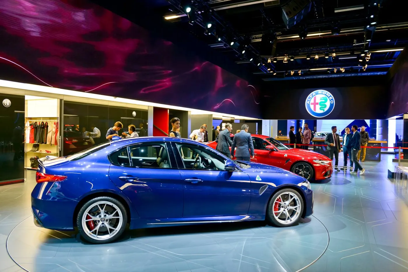 8210706-alfa-romeo-giulia.jpg