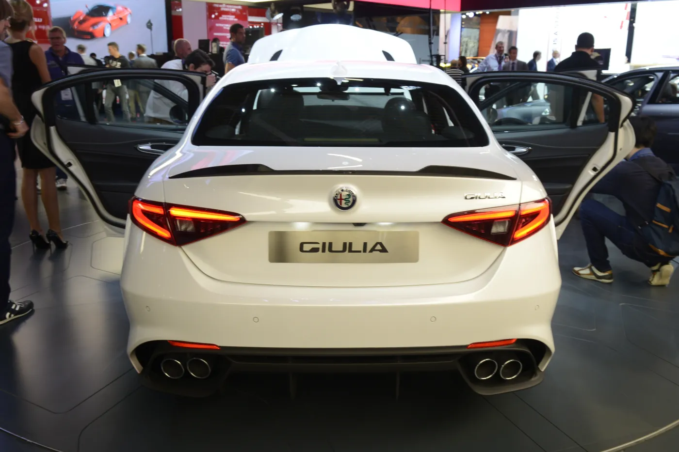 8211025-alfa-romeo-giulia.jpg