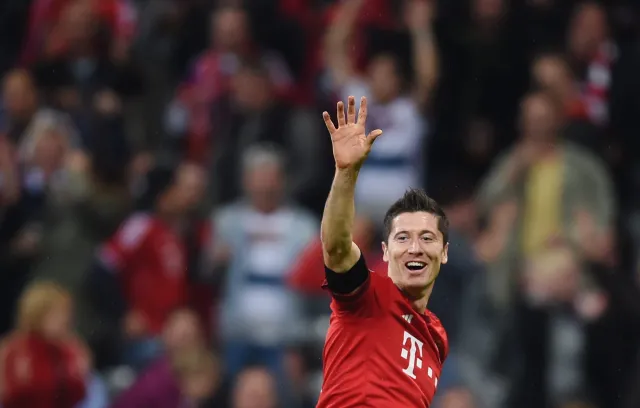 Liga niemiecka: Wielki wyczyn Lewandowskiego. Strzelił pięć goli w dziewięć minut. WIDEO
