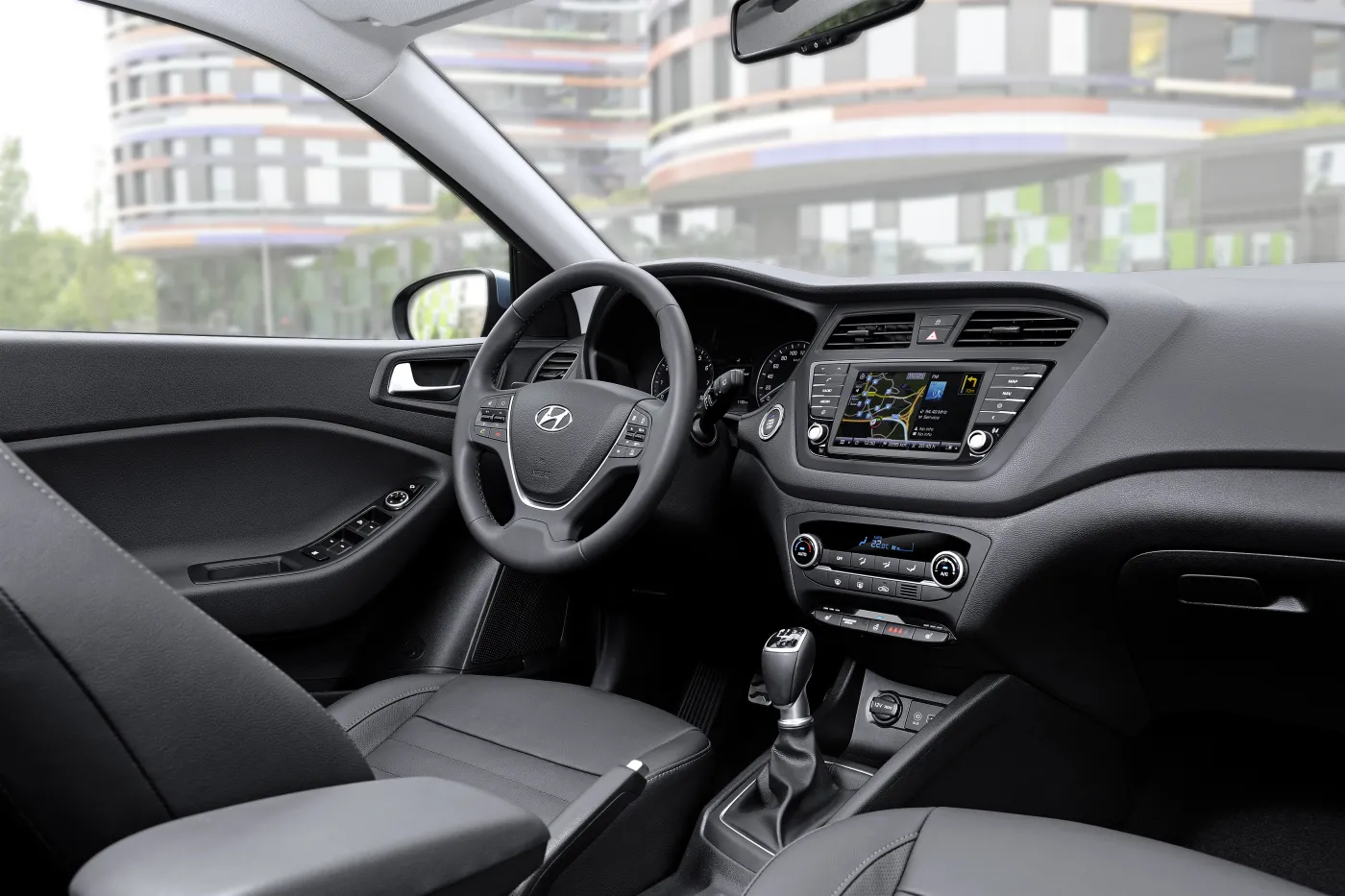 8281823-hyundai-i20-active.jpg