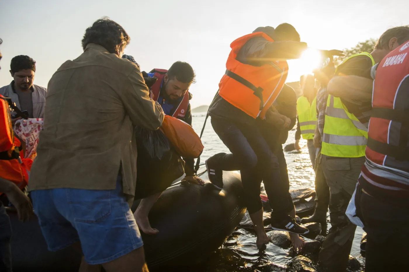 8283757-uchodzcy-na-lesbos.jpg