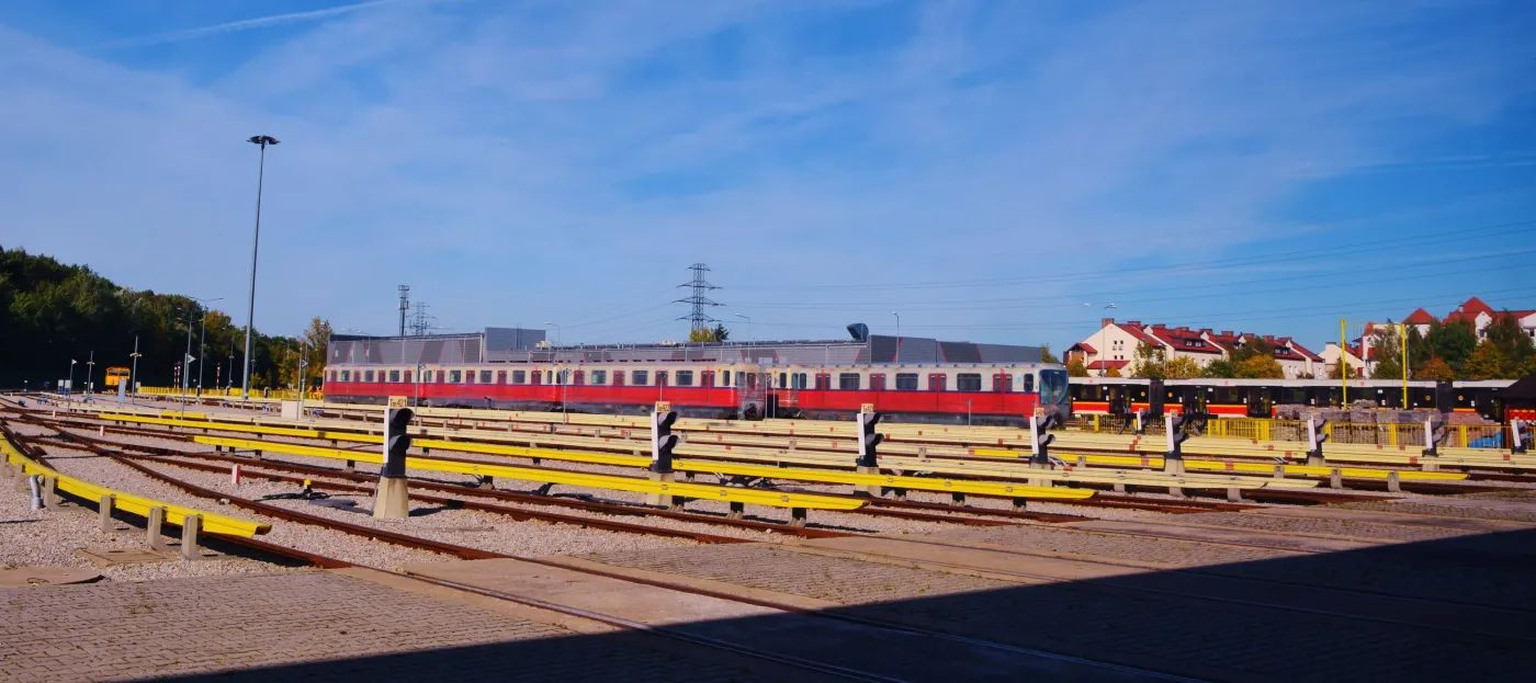 8292638-metro-warszawskie.jpg