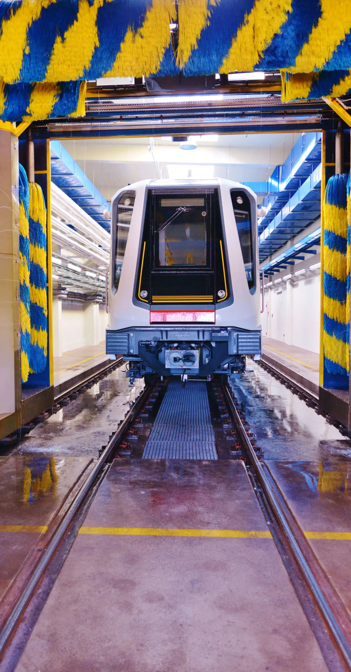 8292904-metro-warszawskie.jpg