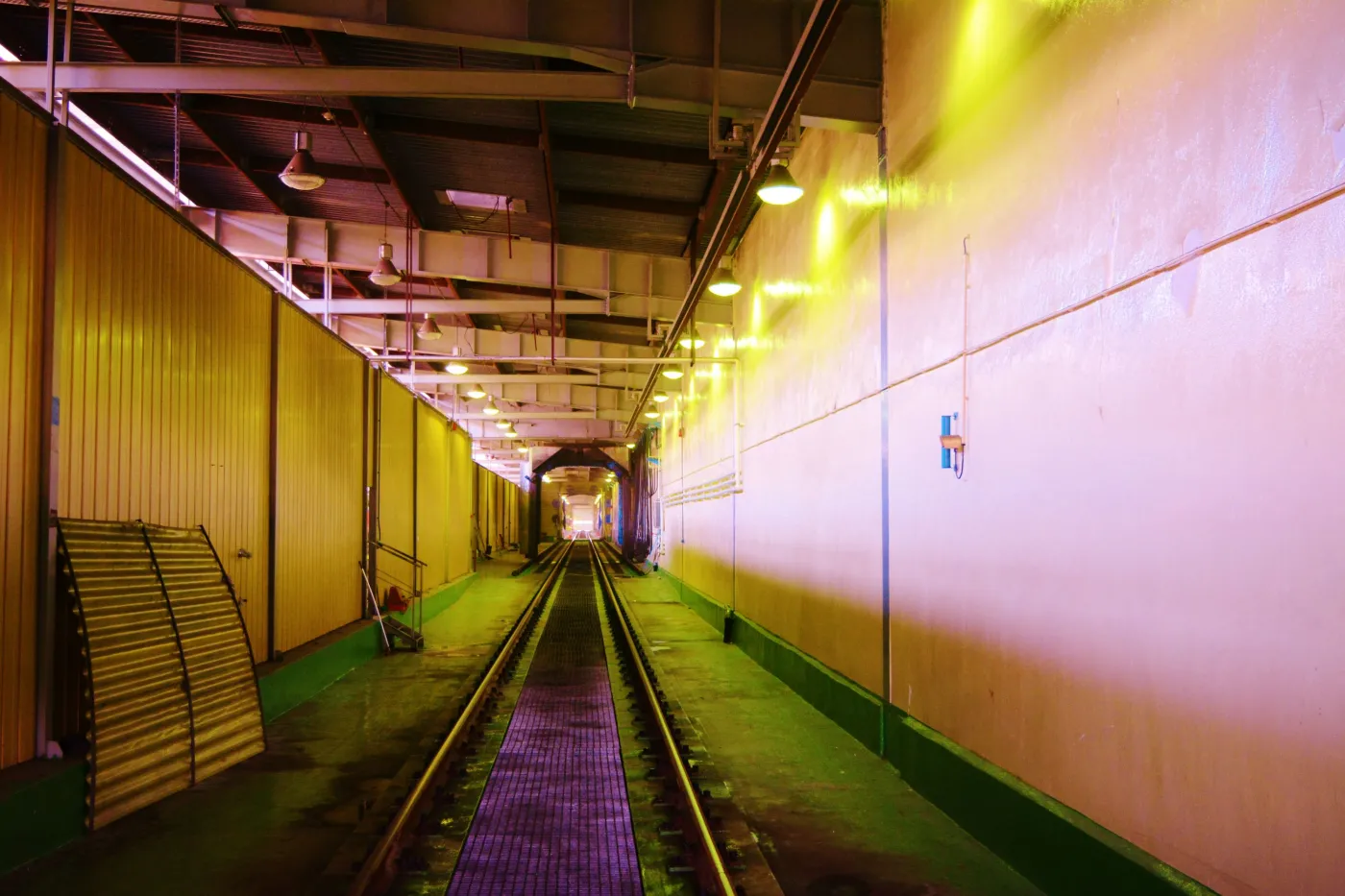 8292324-metro-warszawskie.jpg