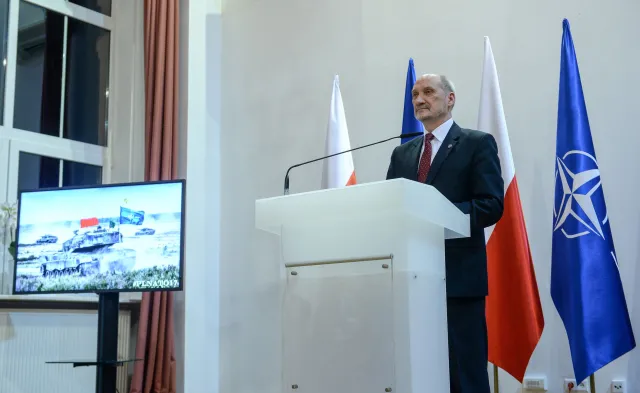 PO chce wyjaśnień od Antoniego Macierewicza w sprawie jego słów o katastrofie smoleńskiej