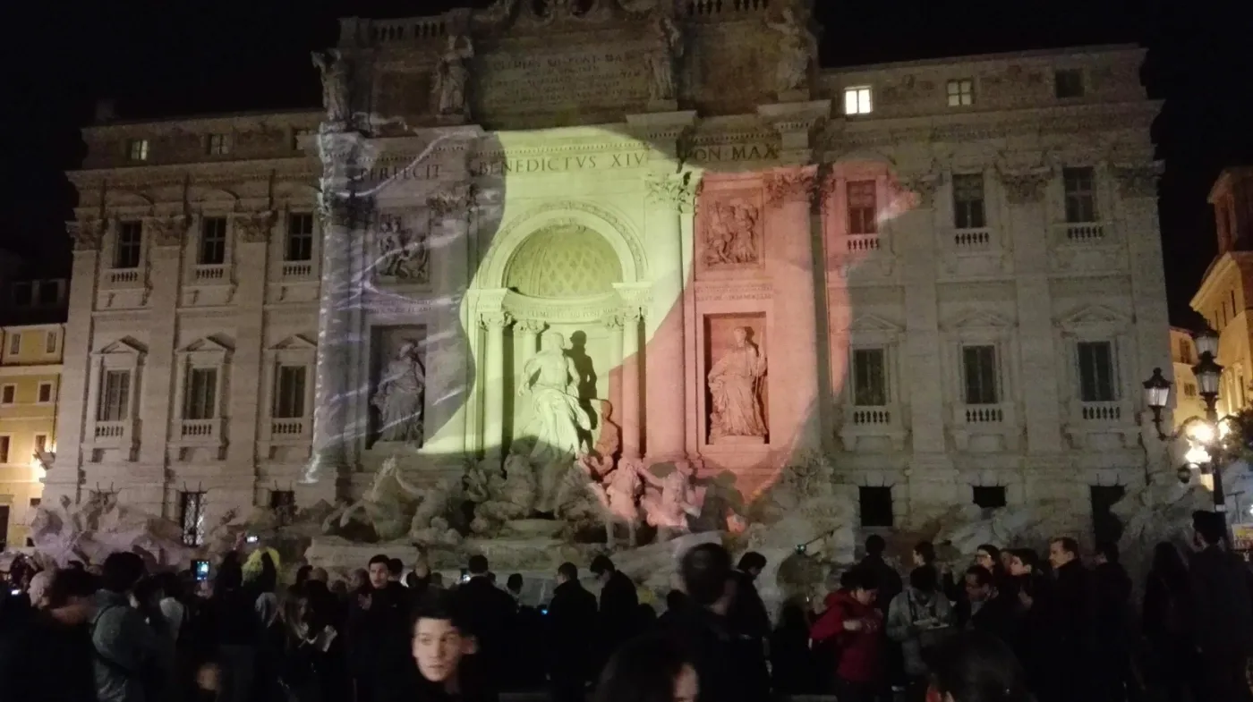 8864731-fontanna-di-trevi.jpg
