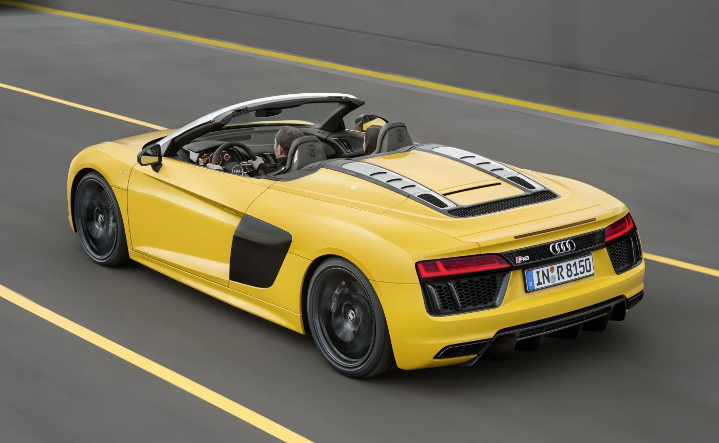 8866508-audi-r8-spyder-v10.jpg