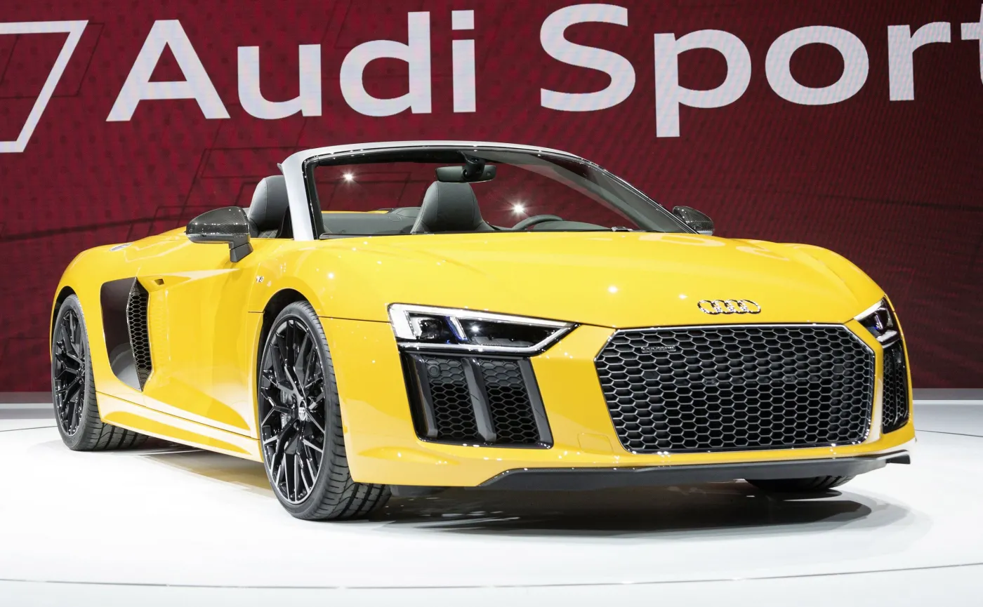 8868102-audi-r8-spyder-v10.jpg