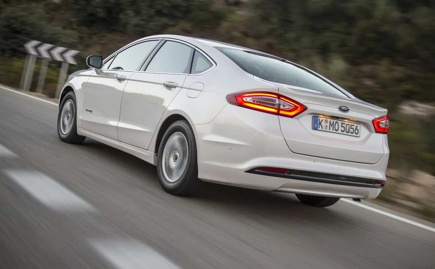 Ford mondeo hybrid
