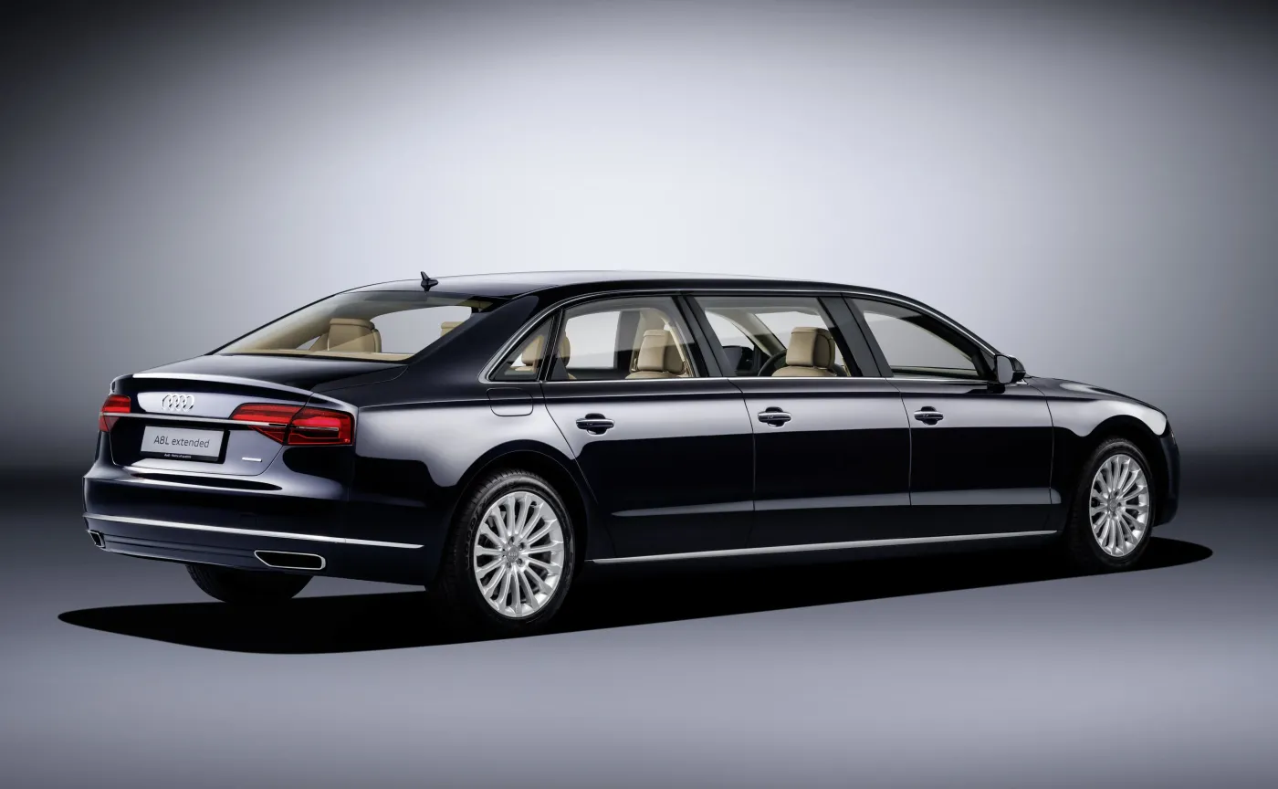8924128-audi-a8-l-extended.jpg
