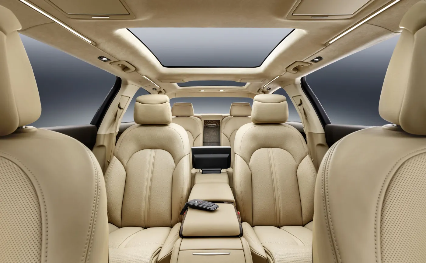 8924160-audi-a8-l-extended.jpg