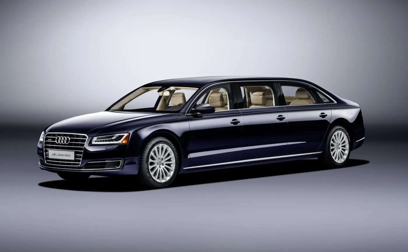 8924256-audi-a8-l-extended.jpg
