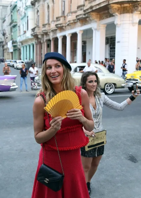 9003939-gisele-bundchen.jpg