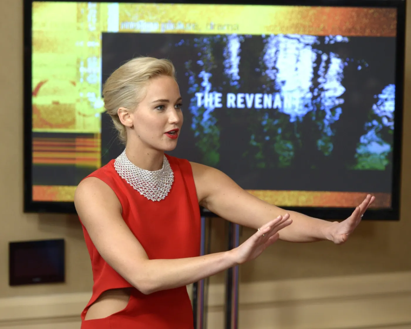 8625795-jennifer-lawrence.jpg