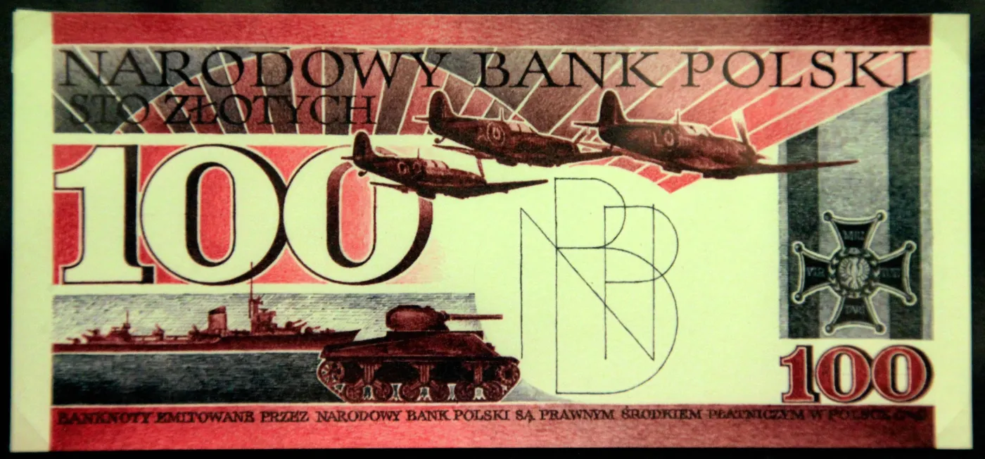 8658618-banknoty-polskie.jpg