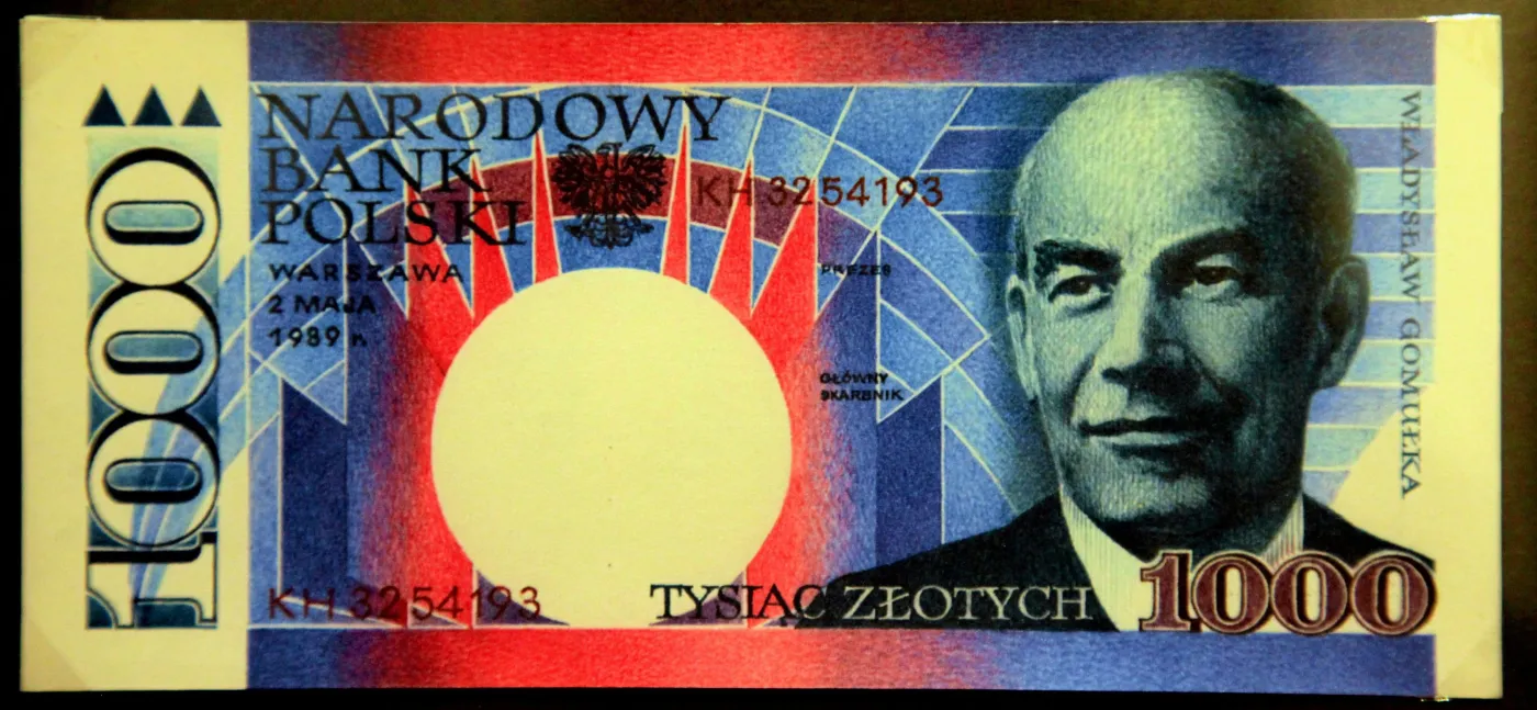 8658650-banknoty-polskie.jpg