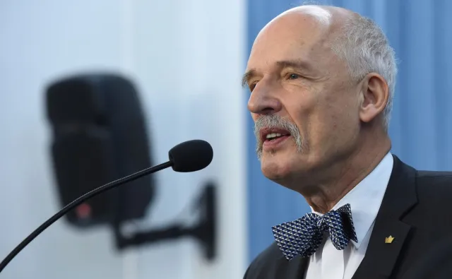 Korwin-Mikke ostro o zmianach w służbie cywilnej: Ja tego nie popieram, bo nie jestem demokratą