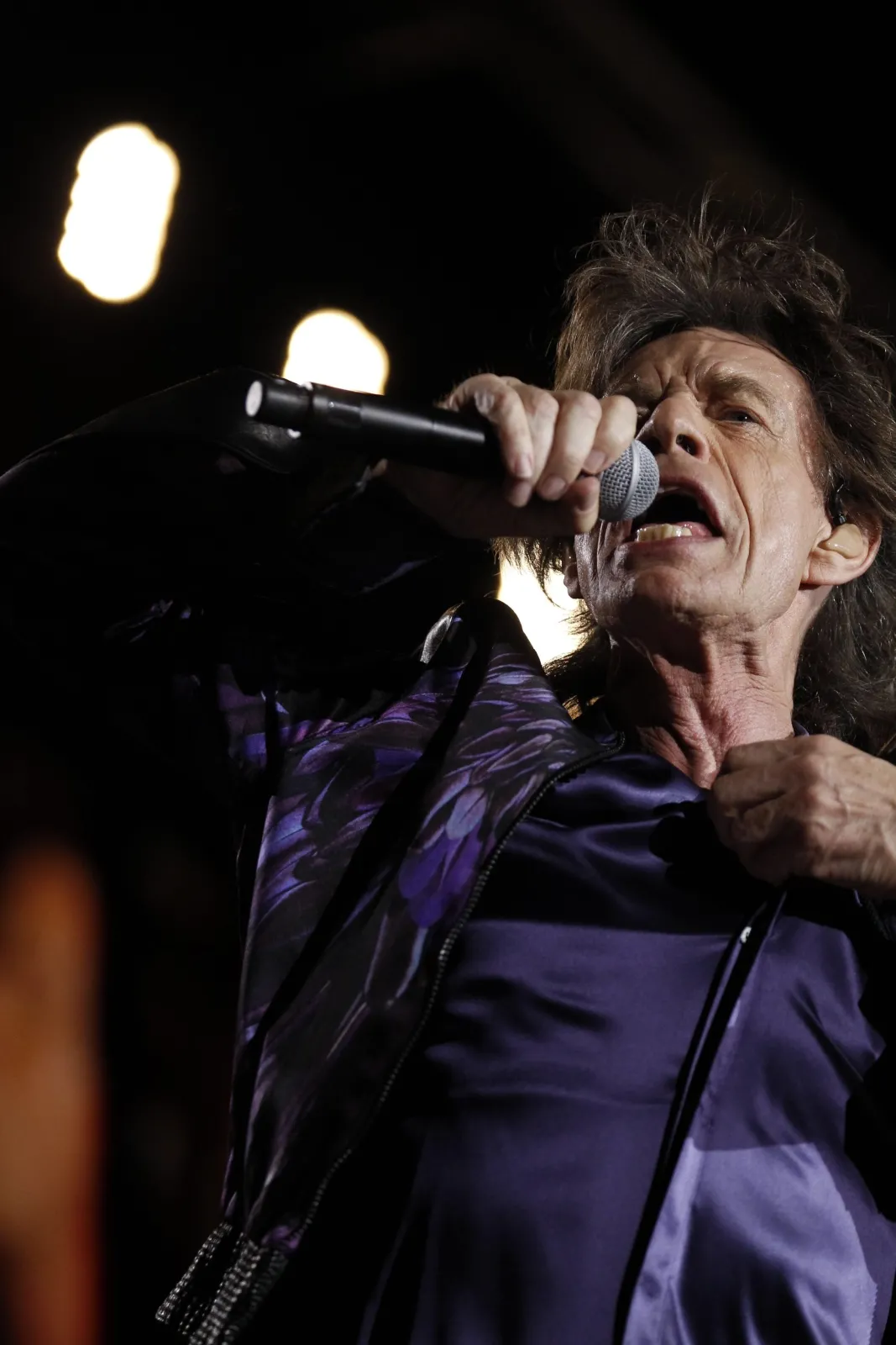 8745322-the-rolling-stones.jpg