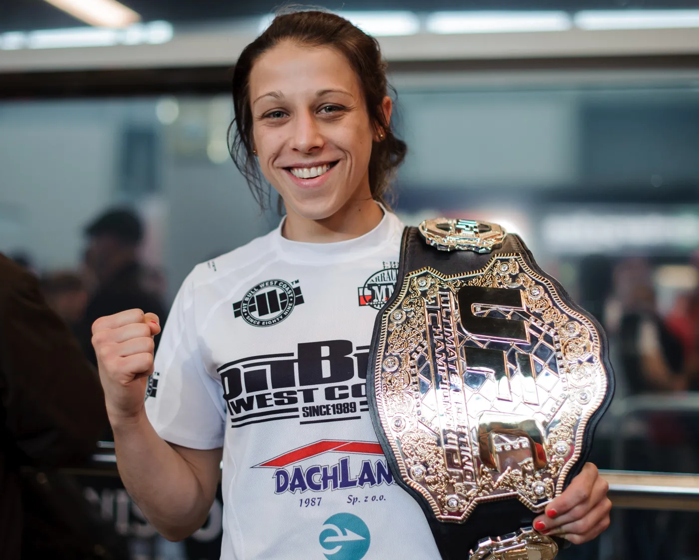 Joanna Jędrzejczyk obroniła mistrzowski pas UFC. Polka nadal niepokonana! WIDEO