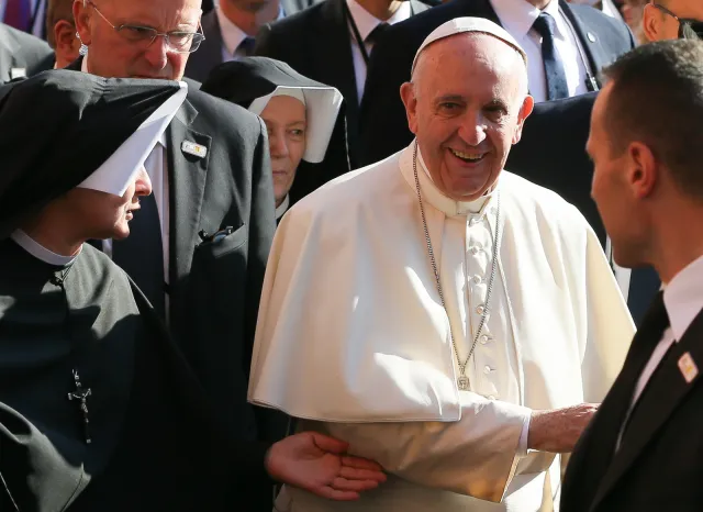 Żarty, rady i rozmowy o jedzeniu, czyli papieski obiad z pielgrzymami. "Na początku wszyscy byliśmy spięci..."