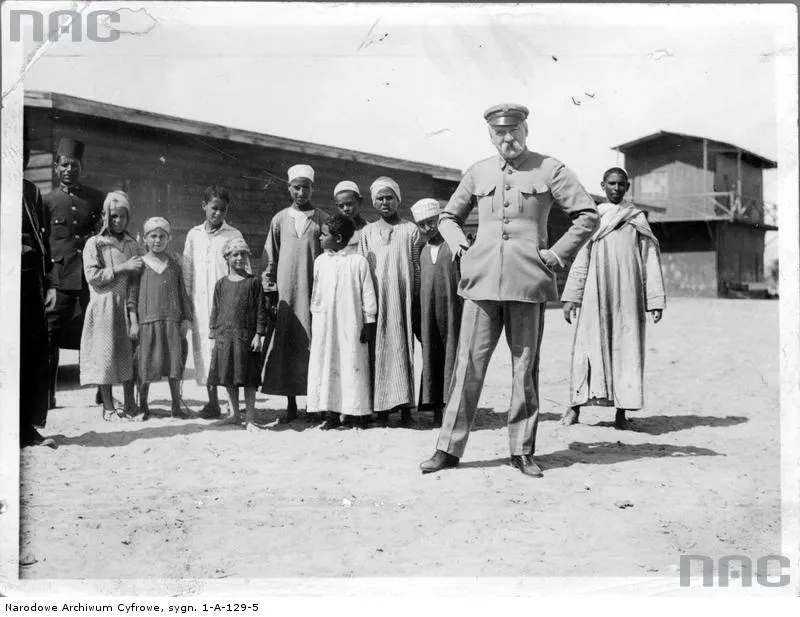 7745927-jozef-pilsudski.jpg