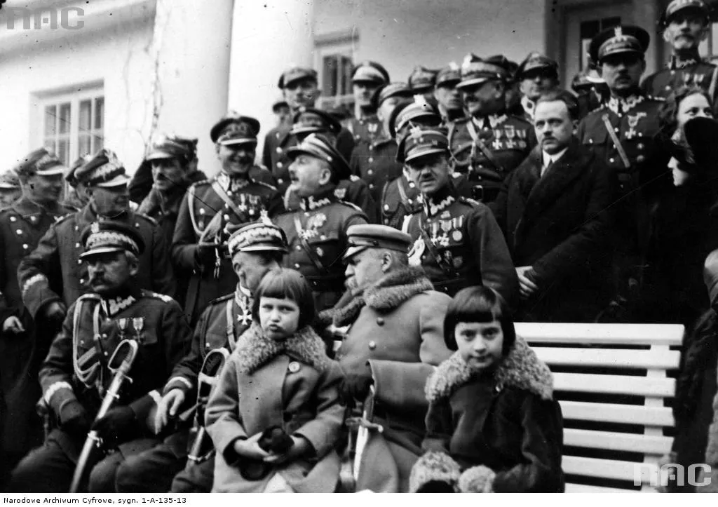 7745985-jozef-pilsudski.jpg