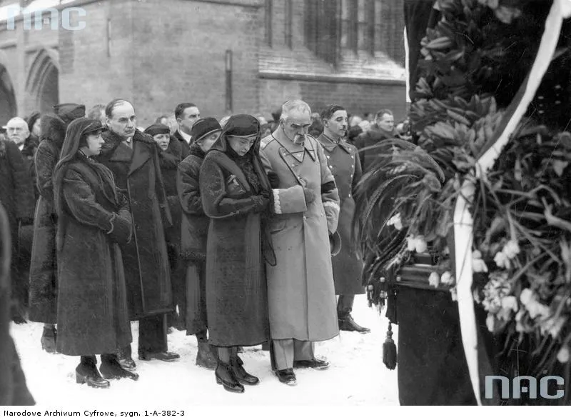 7746041-jozef-pilsudski.jpg