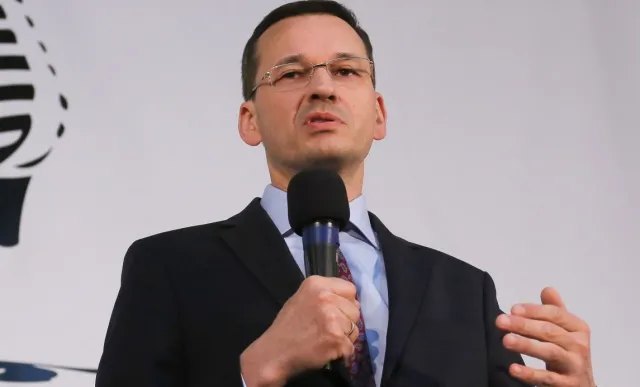 Morawiecki o obniżce wieku emerytalnego: Nie wcześniej niż za około rok