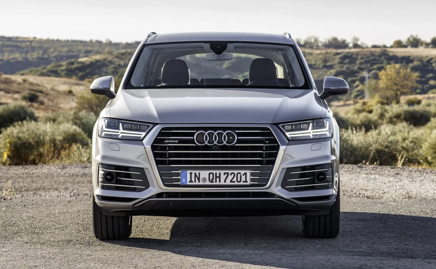 9107678-audi-q7-e-tron-3.jpg