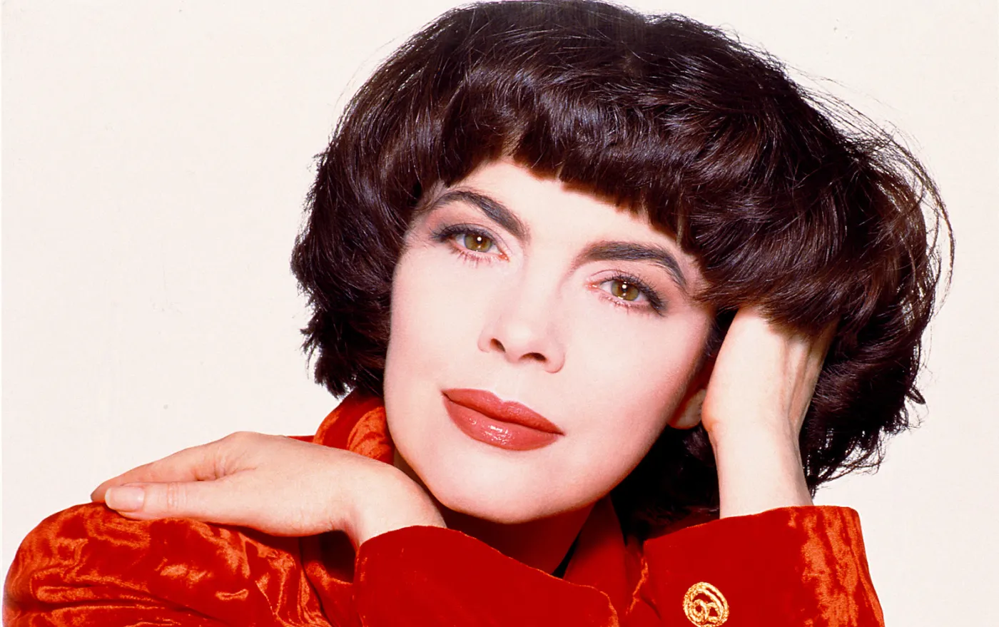 Mireille Mathieu w tajemnicy wyszła za mąż? 69-letni "Słowik z Avinionu" jest "szaleńczo zakochany"