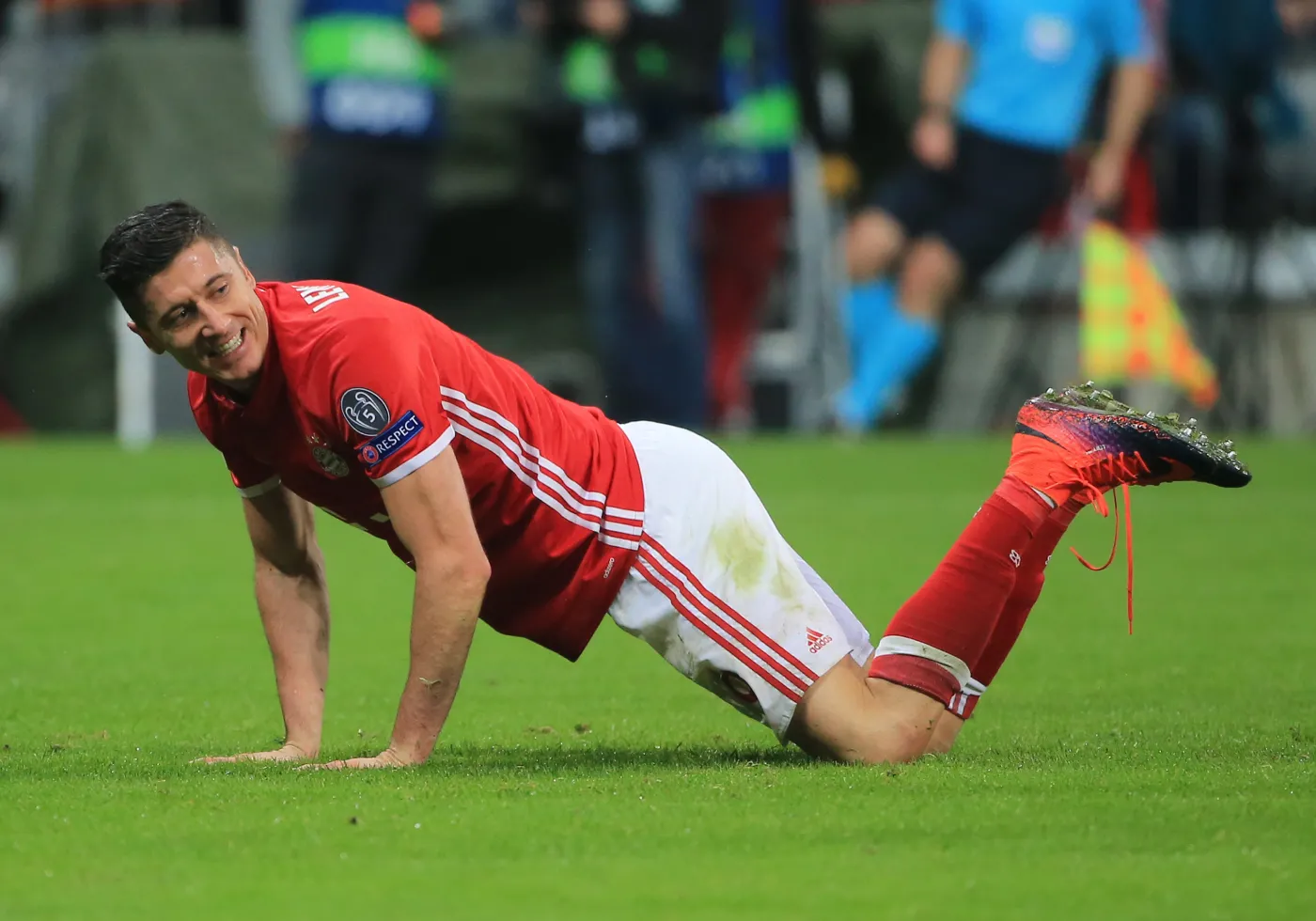 Liga niemiecka: Lewandowski z Bayernem przyjeżdża do Dortmundu w "odwiedziny" do Piszczka