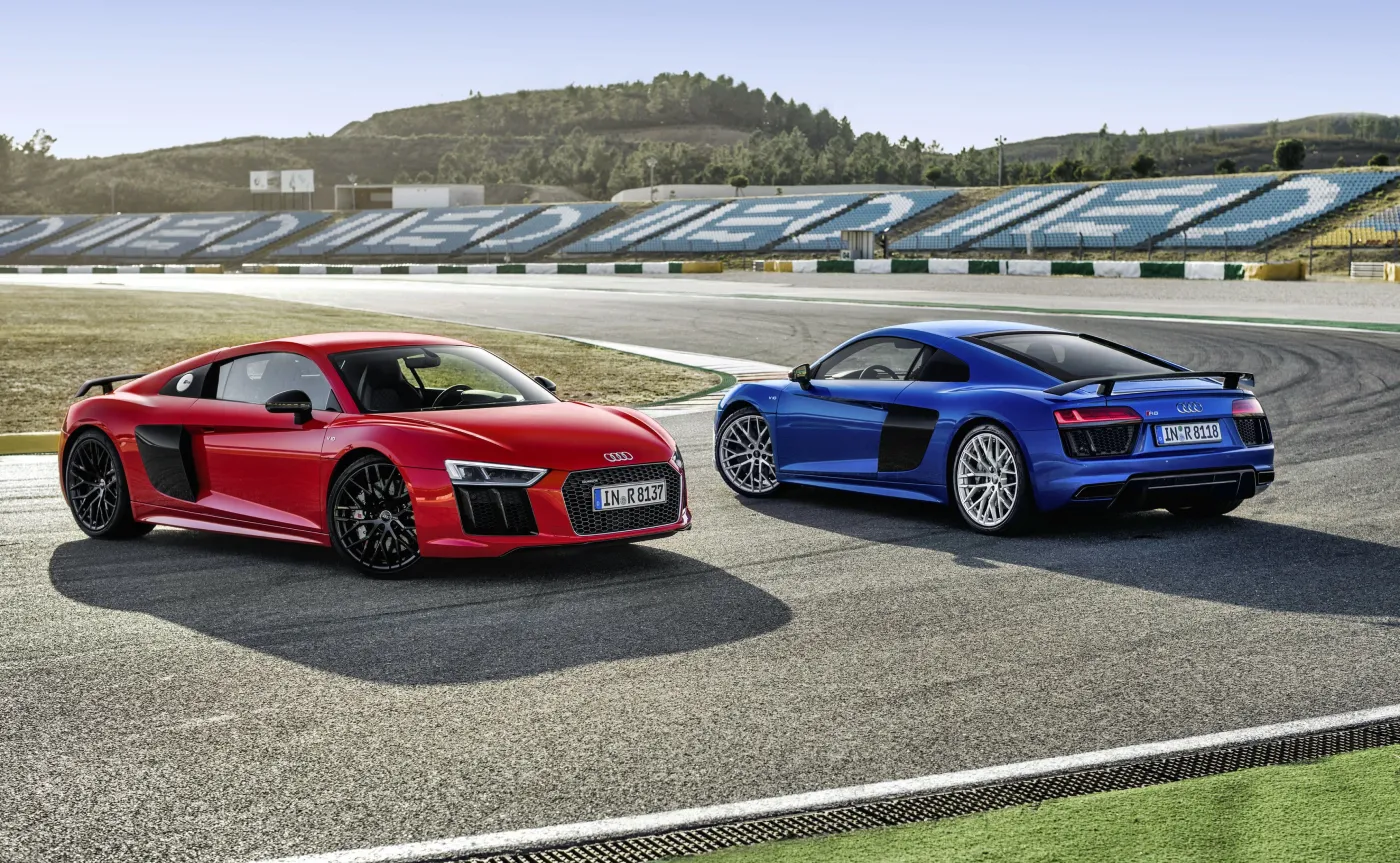 Audi R8 V10 plus 