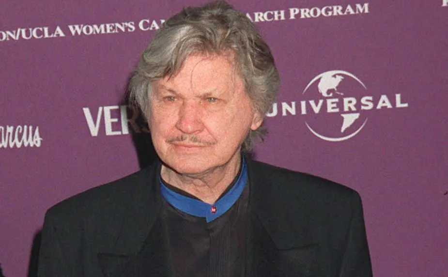 9459868-charles-bronson.jpg