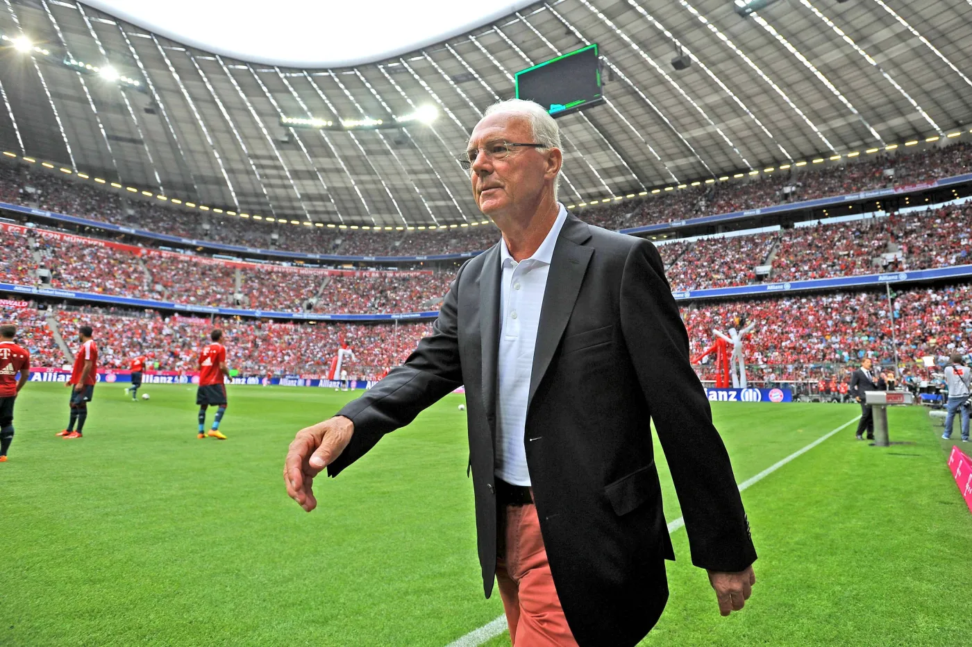 Franz Beckenbauer stracił dobrą opinię u większości Niemców