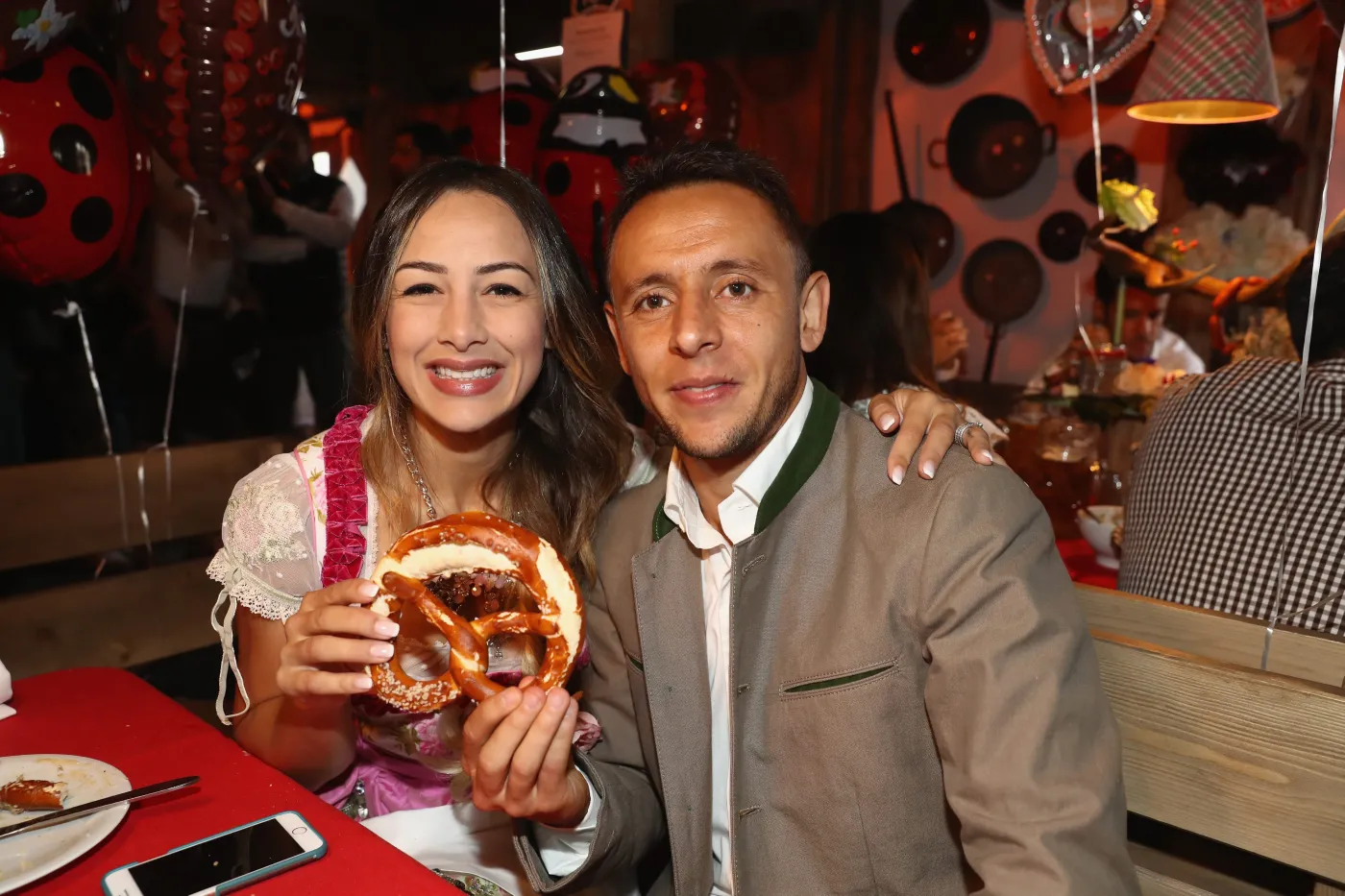 9494945-rafinha-i-carolina.jpg
