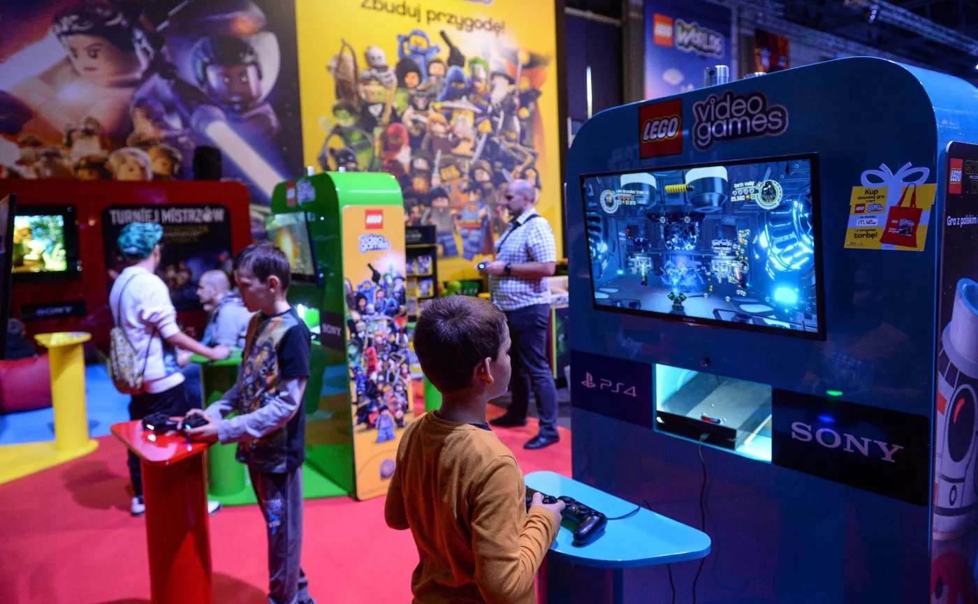 9535597-warsaw-games-week.jpg