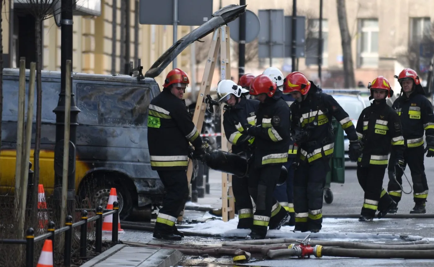 Wybuch samochodu w sąsiedztwie siedziby MSZ. Dwie osoby w szpitalu
