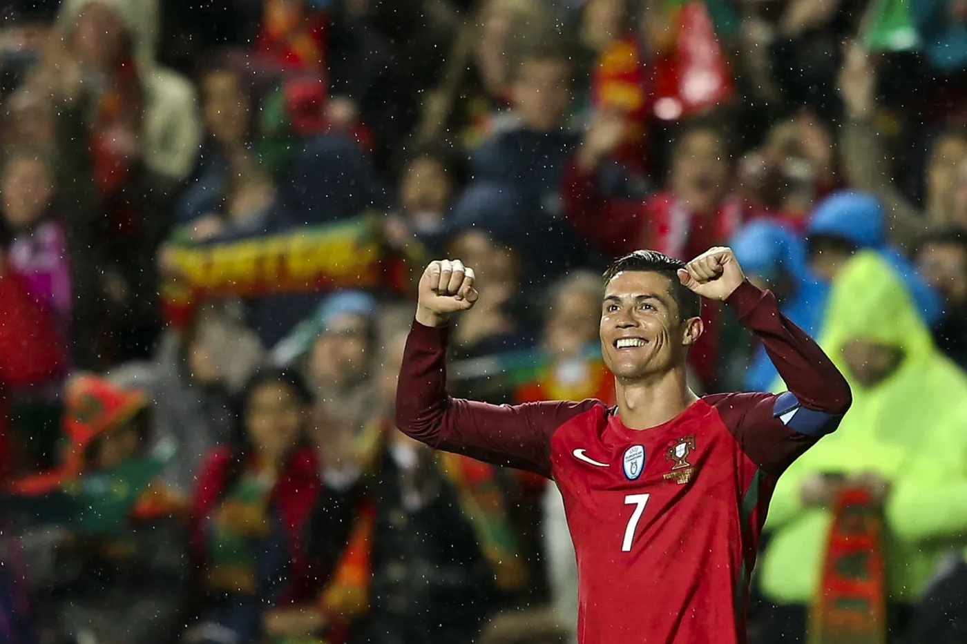 Ronaldo najlepiej zarabiającym piłkarzem na świecie. Krychowiak 17. na liście płac w Ligue 1