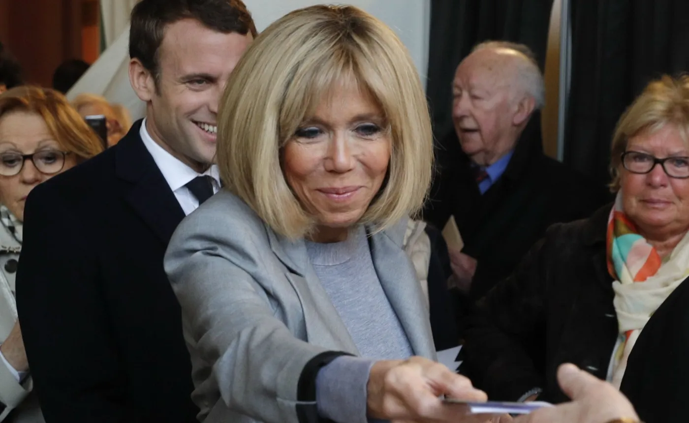 10091570-brigitte-trogneux.jpg