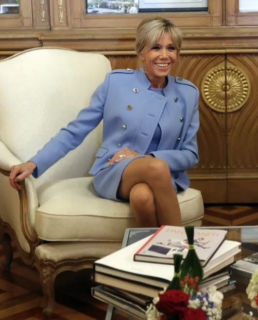 10148333-brigitte-trogneux.jpg