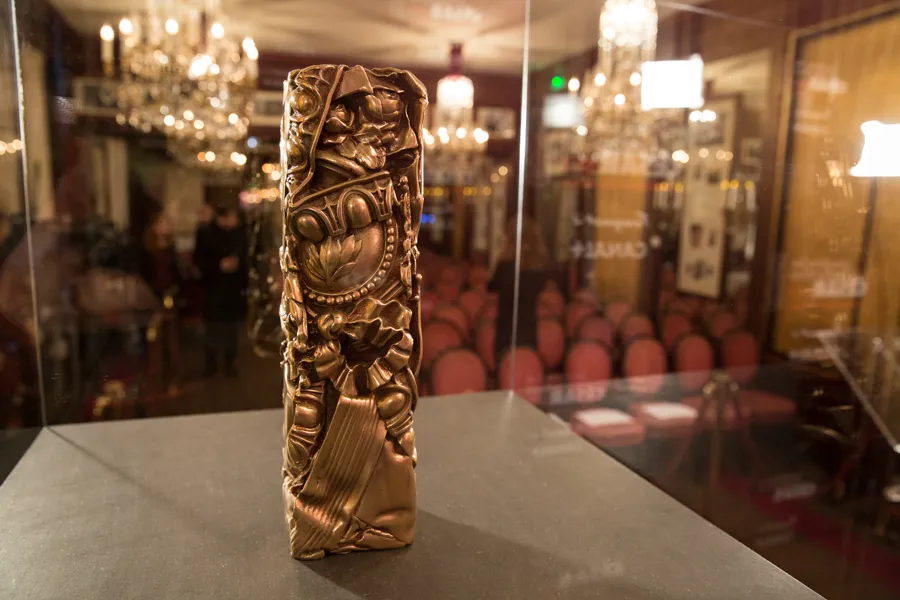 Statuetka Cezara